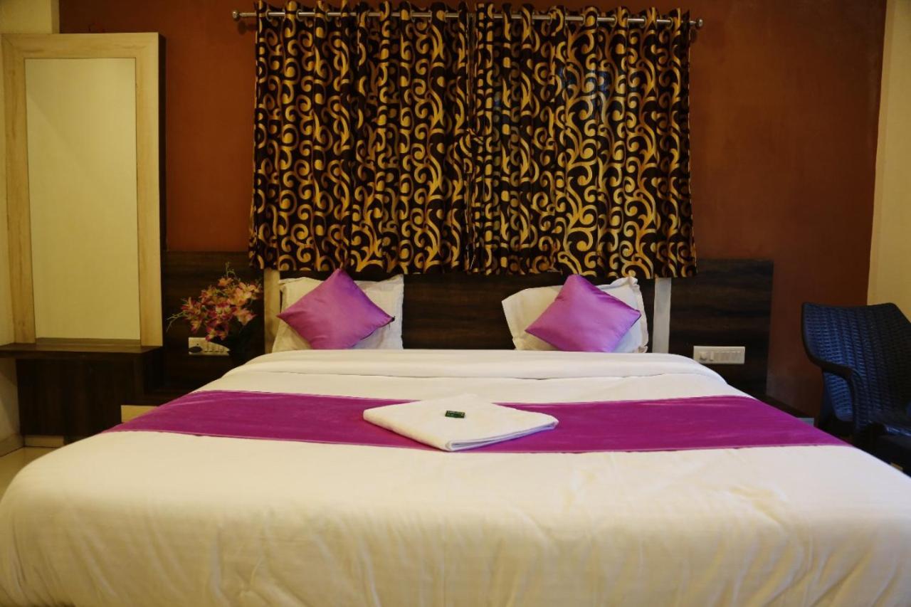 Hotel Shriyan Mahābaleshwar Exteriör bild