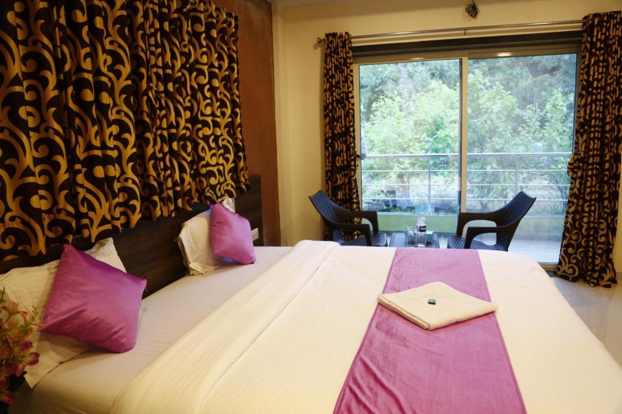 Hotel Shriyan Mahābaleshwar Exteriör bild