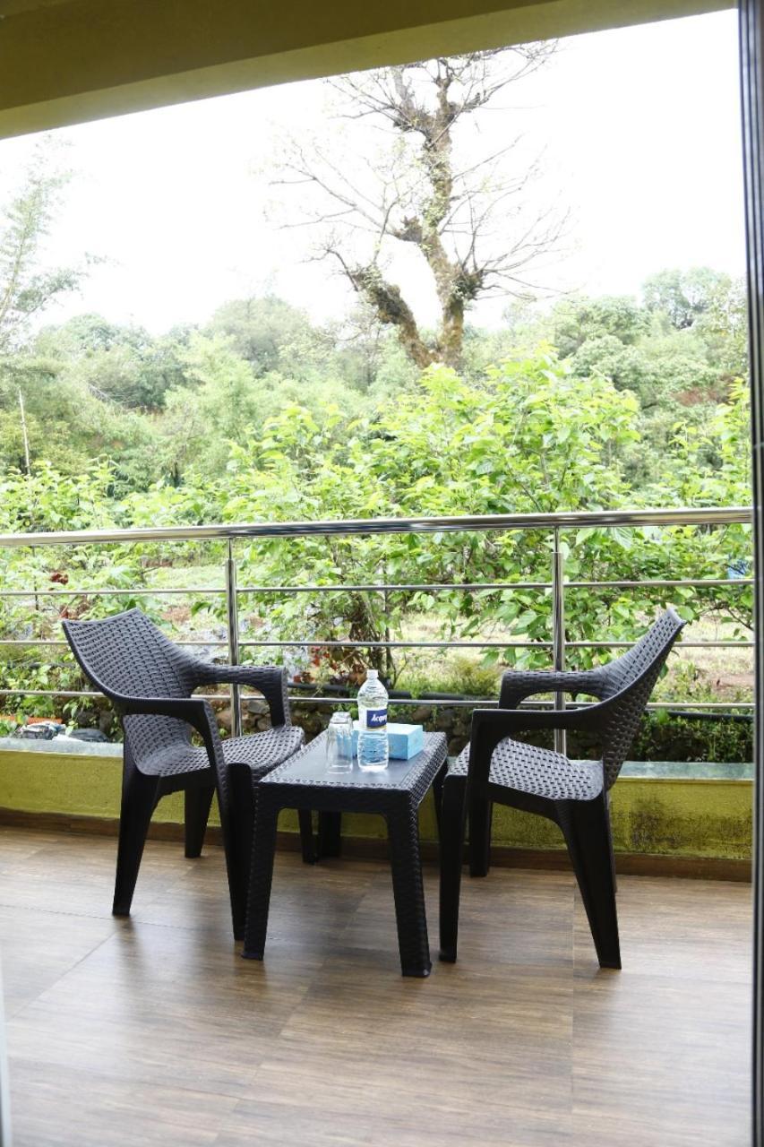 Hotel Shriyan Mahābaleshwar Rum bild